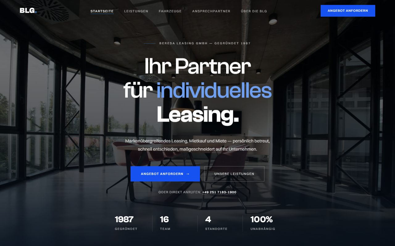 Startseite der Beresa-Leasing-Website mit dunklem Hero und Leasing-Headline